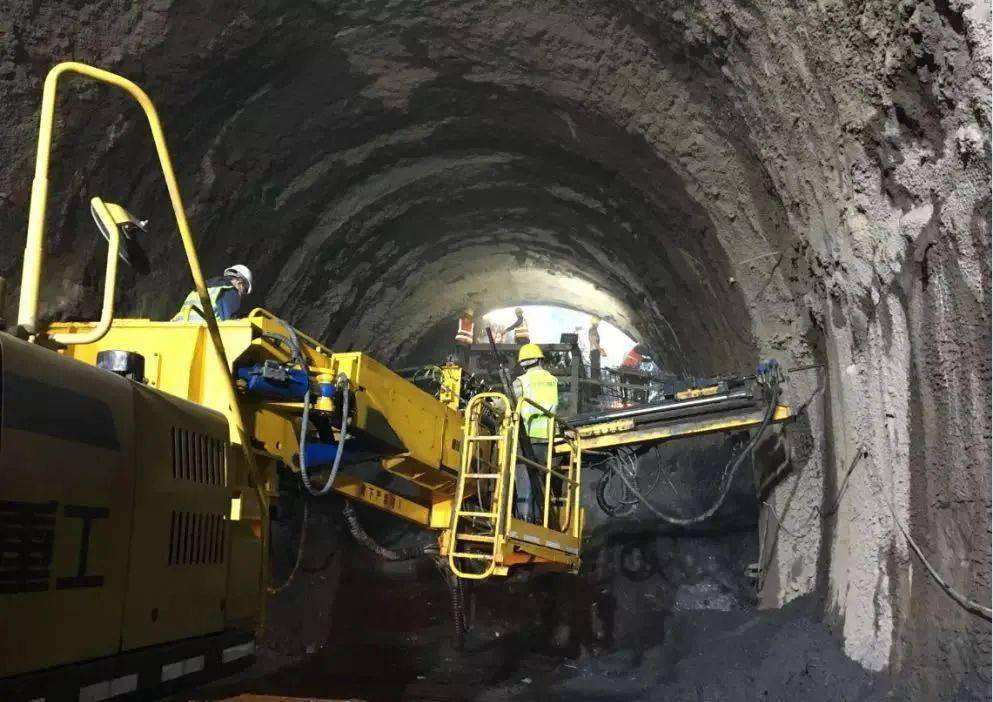 簡(jiǎn)析隧道施工要點(diǎn)(圖2) 簡(jiǎn)析隧道施工要點(diǎn)(圖2)